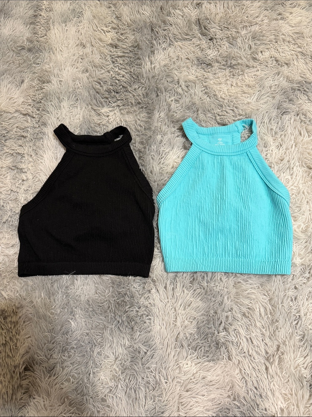Women’s Aerie bundle cropped ribbed tank tops